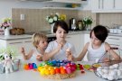 Paștele în familie: 22 de activități perfecte pentru copii, părinți și bunici