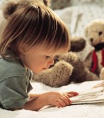 Cum iti inveti copilul sa citeasca: 10 idei de activitati simple