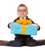 Sugestii de cadouri practice pentru copii în funcție de vârstă 