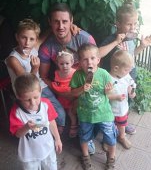 Cum este să crești 6 copii în România?
