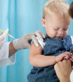Boala care ucide cei mai mulți copii din România poate fi prevenită prin vaccinare