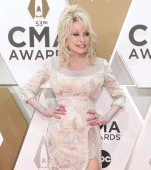 Dieta Dolly Parton: cum a slăbit faimoasa artistă și care a fost mâncarea-minune care a ajutat-o