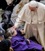 Papa Francis despre bunici: "Nu sunt rămășițe ale vieții. Acum au cea mai mare foame de iubire și atenție"