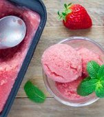 Înghețată fără lactoză: 8 rețete delicioase pentru copiii alergici