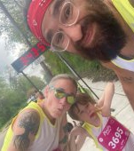 Critici dure pentru părinții care și-au lăsat fiul de 6 ani să participe la un maraton