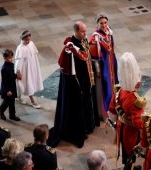 Așa mamă, așa fiică: Kate Middleton și Prințesa Charlotte au purtat diademe asemănătoare la încoronarea Regelui Charles