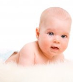 10 produse cosmetice indispensabile atunci cand ai un bebelus