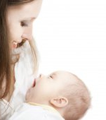 8 Motive intemeiate pentru alaptarea bebelusului!