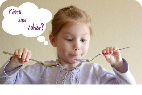 Miere versus zahar in alimentatia copilului. Care sunt recomandarile si de ce?