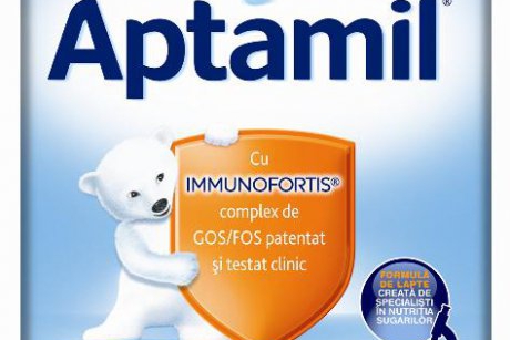 Noua formula de lapte de continuare pentru sugari: Aptamil 3