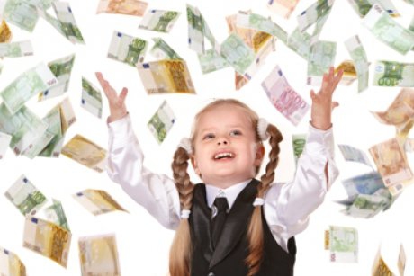 10 Jocuri prin care iti inveti copilul despre bani