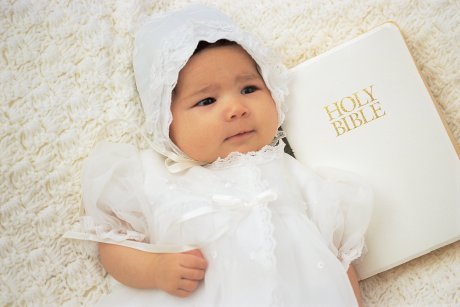 Cat de sigur este botezul pentru bebelusul meu?