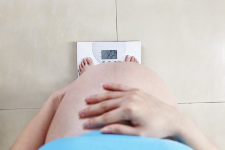 10 trucuri de alimentatie pentru a nu lua in greutate in sarcina