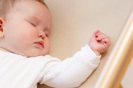 Cum sa adormi copilul: trucuri si sfaturi practice