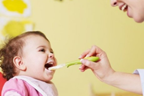 Totul despre alergiile alimentare ale bebelusului
