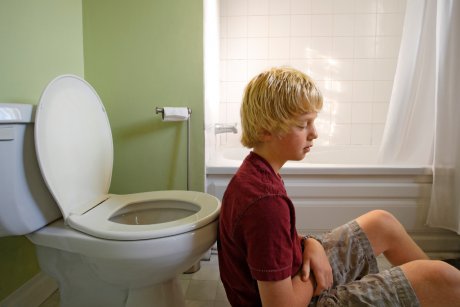 Pas cu pas de la specialist: ce să faci când copilul vomită 