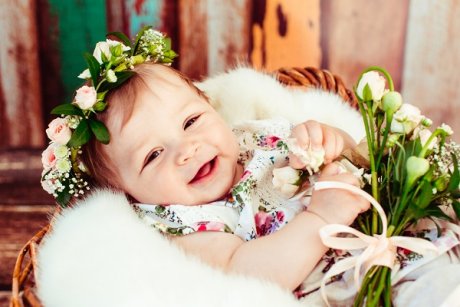 Top 10 superstiții amuzante despre primul an de viață al bebelușului