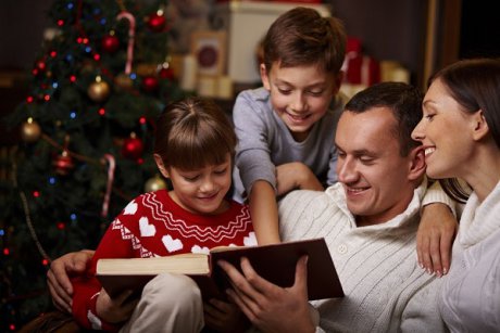 Cele mai frumoase basme de Crăciun și lecția educativă pe care o învață copilul tău