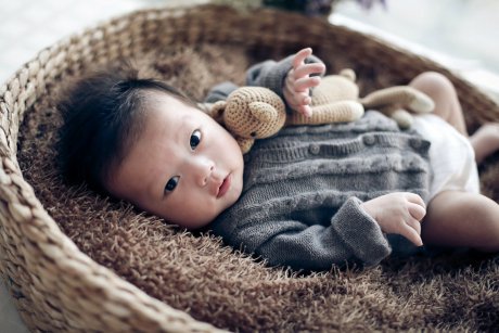  11 reguli utile pentru părinții cu bebeluși care salivează abundent 