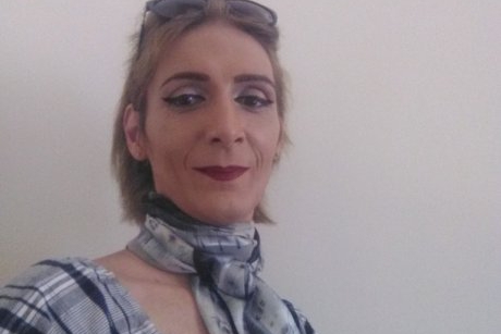 Cum este să fii o mamă transgender în România: interviu cu Alexa