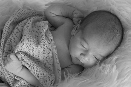 Aer bun pentru un năsuc nebun: De ce este esenţial un umidificator în camera bebeluşului?