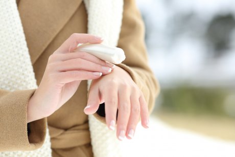 Îngrijirea pielii familiei: 6 produse la Roche-Posay care vă feresc de efectele iernii