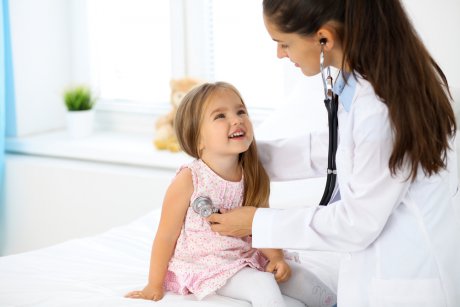 5 situații în care e bine să apelezi la sfaturile pediatrului