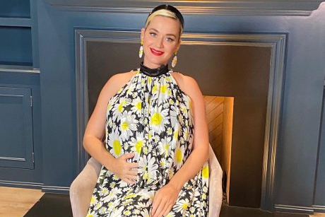 Katy Perry, cea mai haioasă mamă: a dezvăluit secretul siluetei ei de după naștere și a primit milioane de like-uri