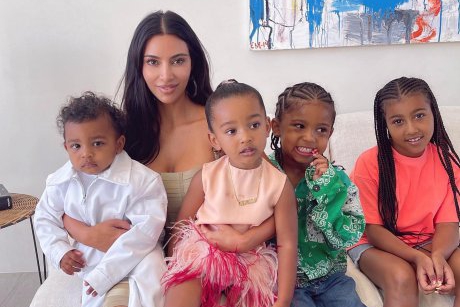 Regulile bizare pe care bonele familiei Kardashian trebuie să le respecte