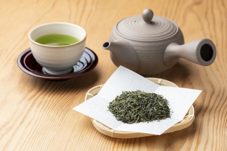 Ceaiul verde pentru slăbit: cum îl consumi corect