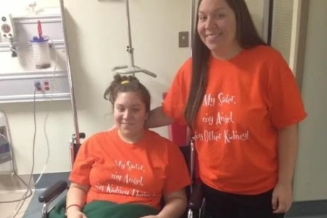 O legătură neîntreruptă: transplantul de rinichi care a unit și salvat două surori gemene