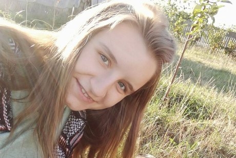 Alexandra, o tânără de 25 și mamă a trei copii a murit după ce medicii au refuzat să o opereze