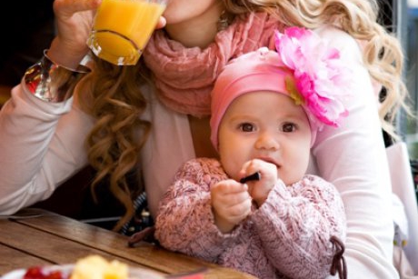 Alimentatia copilului: 5 reguli frantuzesti care reduc mofturile!