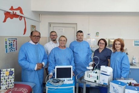Spitalul din Rupea primește aparatură medicală vitală pentru secțiile de Pediatrie și Ginecologie