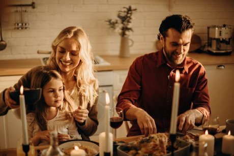 „Rețeta" de succes pentru a avea mese în liniște în familie: „Nu mai negociați cu copiii la masă"