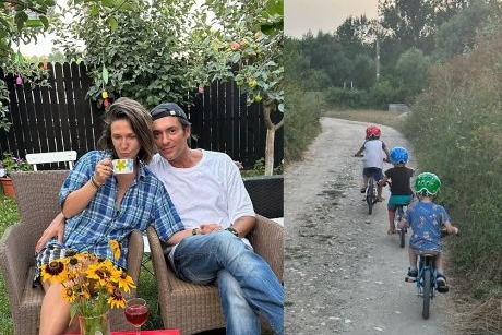 Adela Popescu și Radu Vâlcan își fac o casă la Șușani pentru a le oferi copiilor ocazia să crească și la țară. "Vrem ca ăștia mici să petreacă cât mai mult timp într-un loc cu “viață” în el