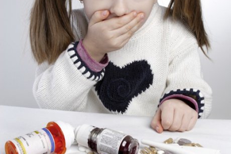10 motive sa spui NU antibioticelor cand copilul este bolnav!