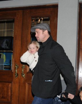 Angelina Jolie și Brad Pitt au 6 copii