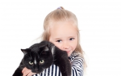 Bebelusul si primul lui animal de companie