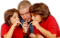 Tu stii de ce bauturile carbogazoase sunt periculoase pentru sanatatea familiei