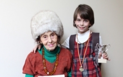 Interviu cu Adriana Iliescu, cea mai batrana mama din Romania 