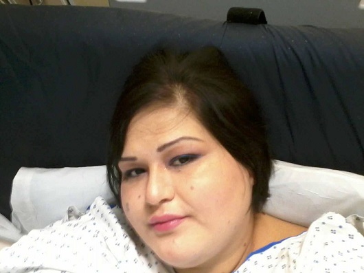 Mayra-Rosales-in-spital-pentru-operatiile-pe-care-le-a-suferit-pentru-a-scapa-de-excesul-de-piele-ramas-dupa-slabire