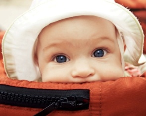 poza bebe in carucior