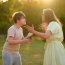 Am un copil cu autism care fumează, fuge de acasă, cerșește și nu acceptă niciun alt bărbat în viața mea. Nu știu dacă lipsa tatălui l-a făcut să ajungă în halul ăsta