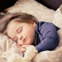 Copiii sub această vârstă au mai multă nevoie de somn