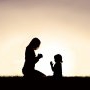 Rugăciunea părinților pentru luminarea minții copiilor