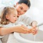 De ce să folosim săpun și nu produse antibacteriene pentru mâinile copiilor