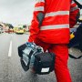 Un paramedic din Olt și-a lăsat acasă copilul nou-născut și urcă zilnic în ambulanță pentru a salva vieți