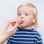 7 întrebări despre Ibuprofen în tratamentul copiilor infectați cu COVID-19 cu răspunsuri de la pediatru