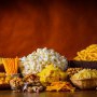 Lege nouă în România: dispar de pe rafturi popcornul, margarina, chipsurile și supele la plic